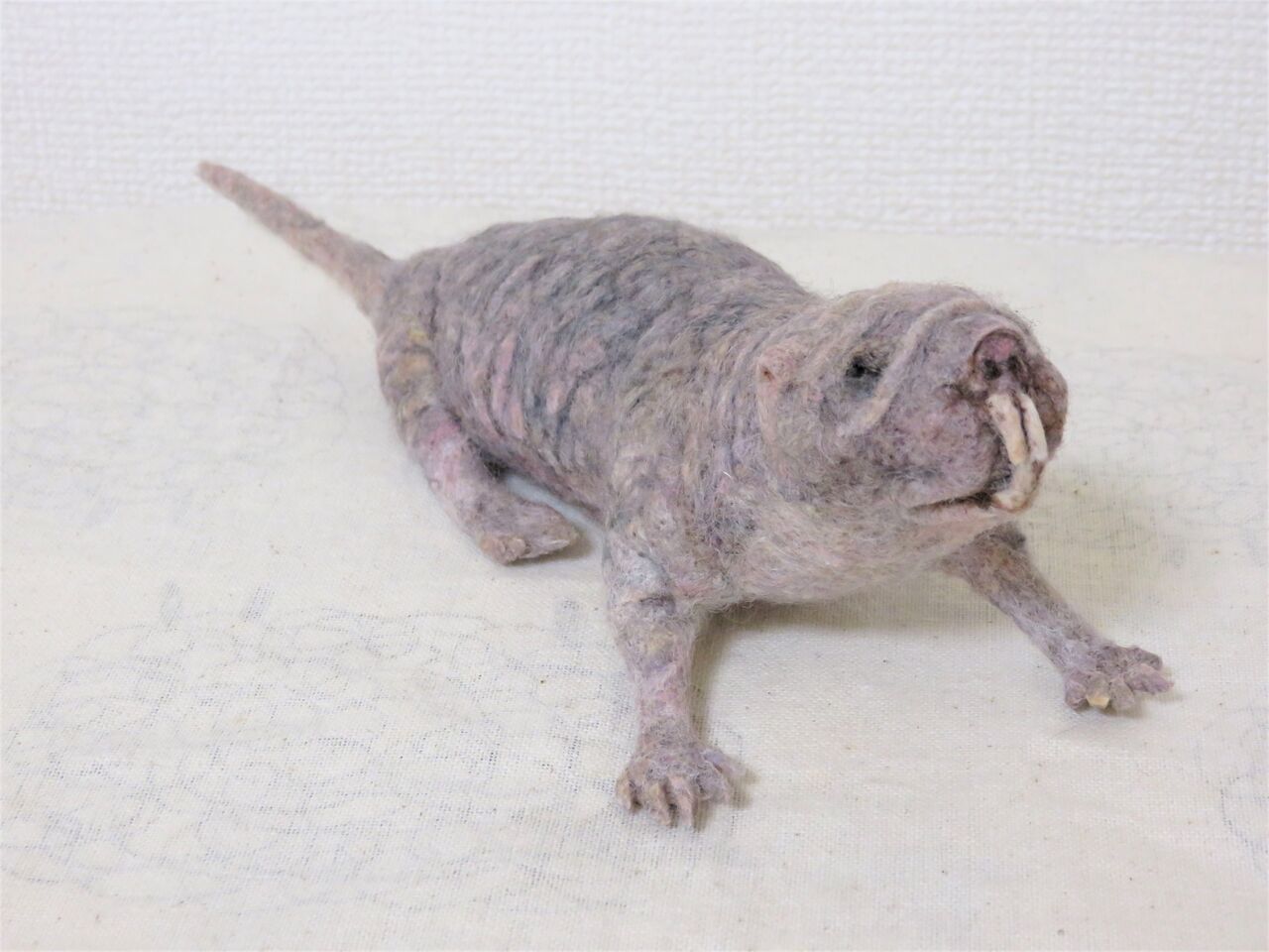 ハダカデバネズミ② : 羊毛の苑～生き物羊毛フェルト～