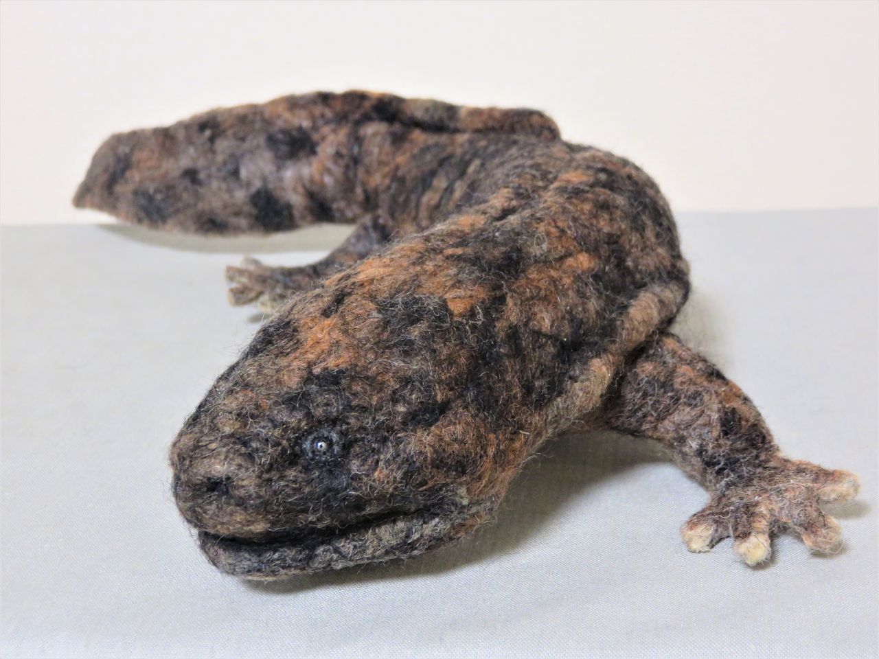 オオサンショウウオ 羊毛の苑 生き物羊毛フェルト オオサンショウウオ 羊毛の苑 生き物羊毛フェルト