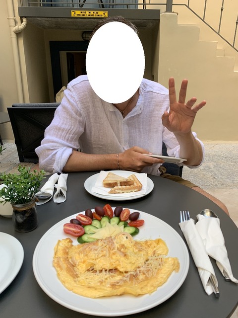 ①