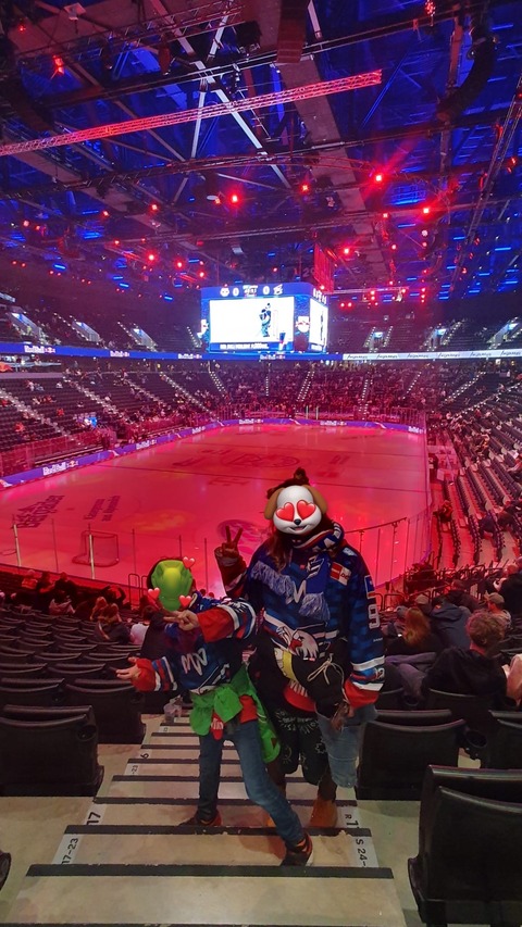 6f0807a7-7917-4856-a3a6-ae9f95ee3a49