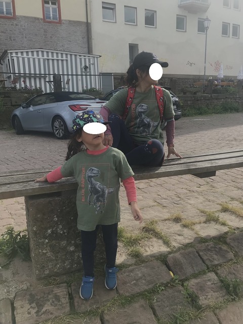 ②