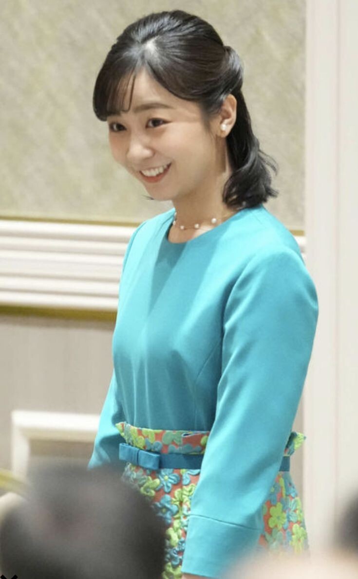 佳子様 おっぱいエロ画像 画像】佳子さまのお胸付近の突起物 : アナ速‐女子アナ画像速報