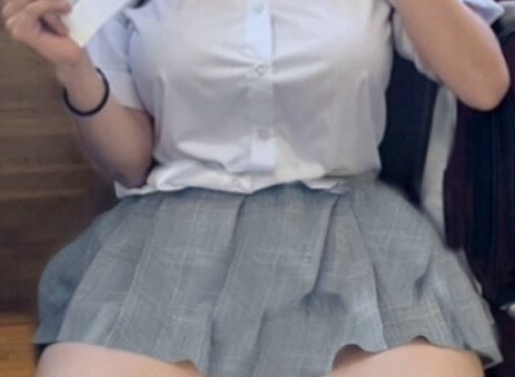巨乳女子高生