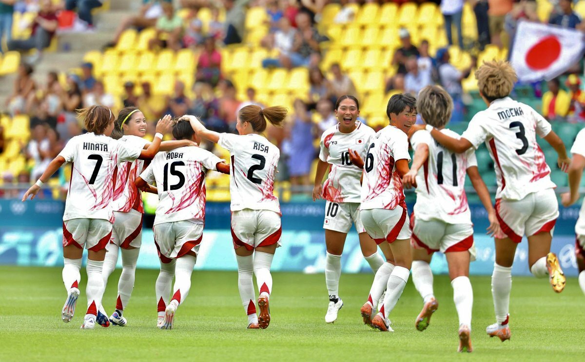 スケパン スポーツ エロ 画像】なでしこジャパンのユニフォーム、パンツが透けて見えてる : アナ速‐女子アナ画像速報