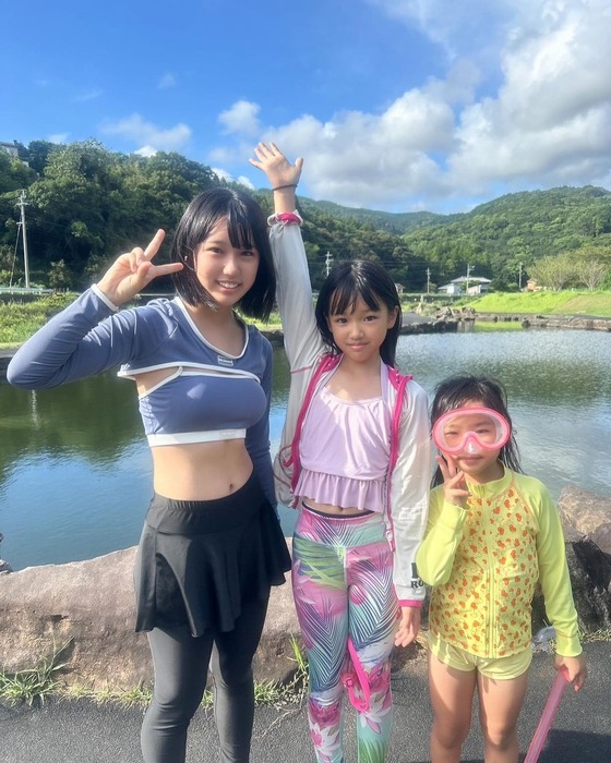 女子高生の水着姿