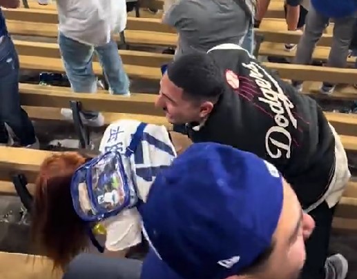ドジャースファンの不適切行為