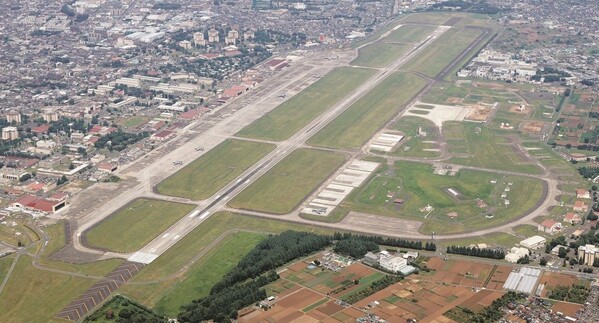 横田基地