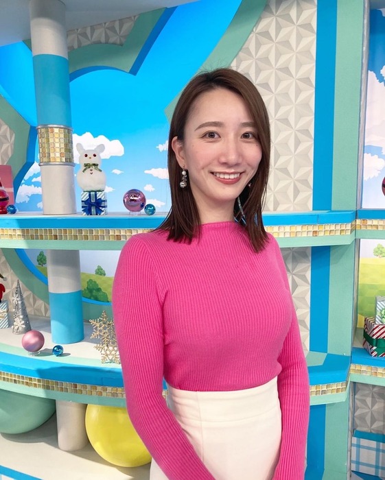 福戸あやアナのニット巨乳