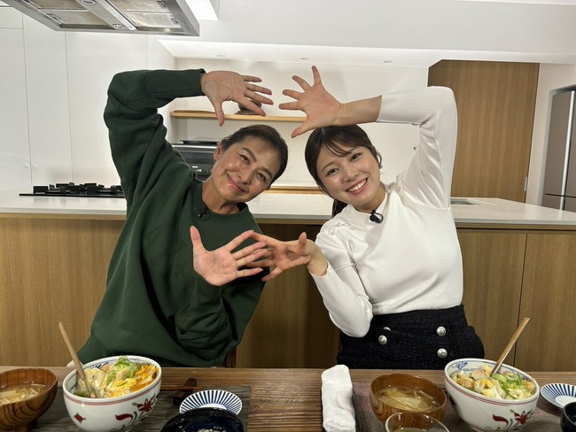 黒田みゆアナが乳を強調