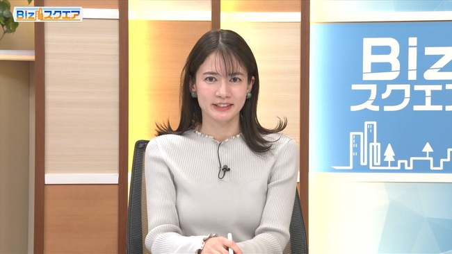 宇内梨沙アナのニット乳１