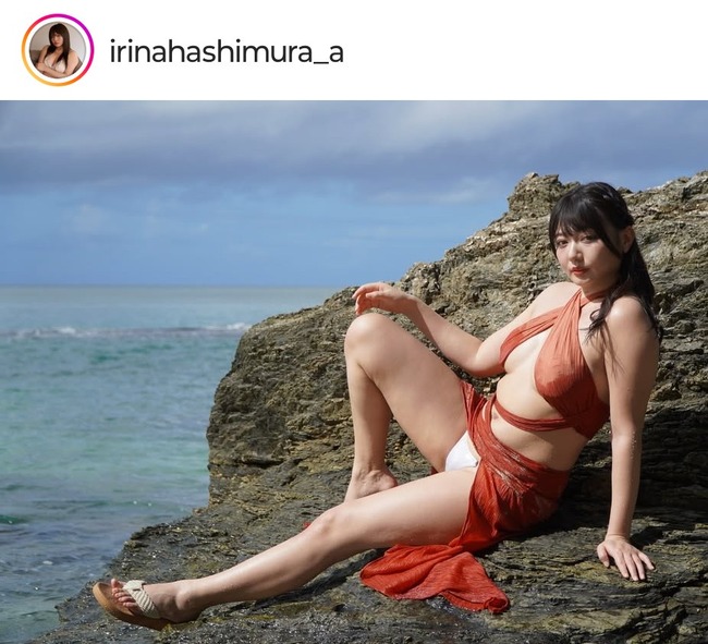 橋村依里南の水着姿