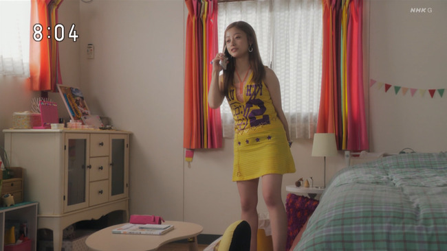 橋本環奈がおっぱい強調３