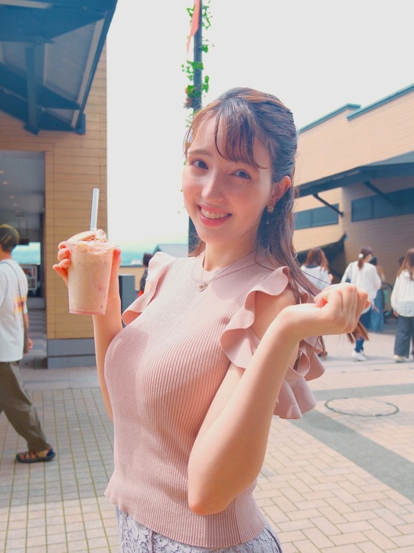佐々木沙羅アナの巨乳4