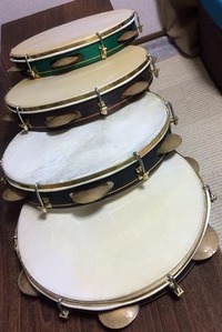 ヘッド皮にも個性が…と。