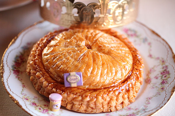 ピティヴィエとガレット デ ロワ スイーツ ナチュラリストpanipopoの美 食ラボ ピティヴィエとガレット デ ロワ スイーツ ナチュラリストpanipopoの美 食ラボ