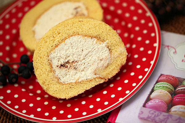 ナッツ プラリネで作るロールケーキ スイーツ ナチュラリストpanipopoの美 食ラボ