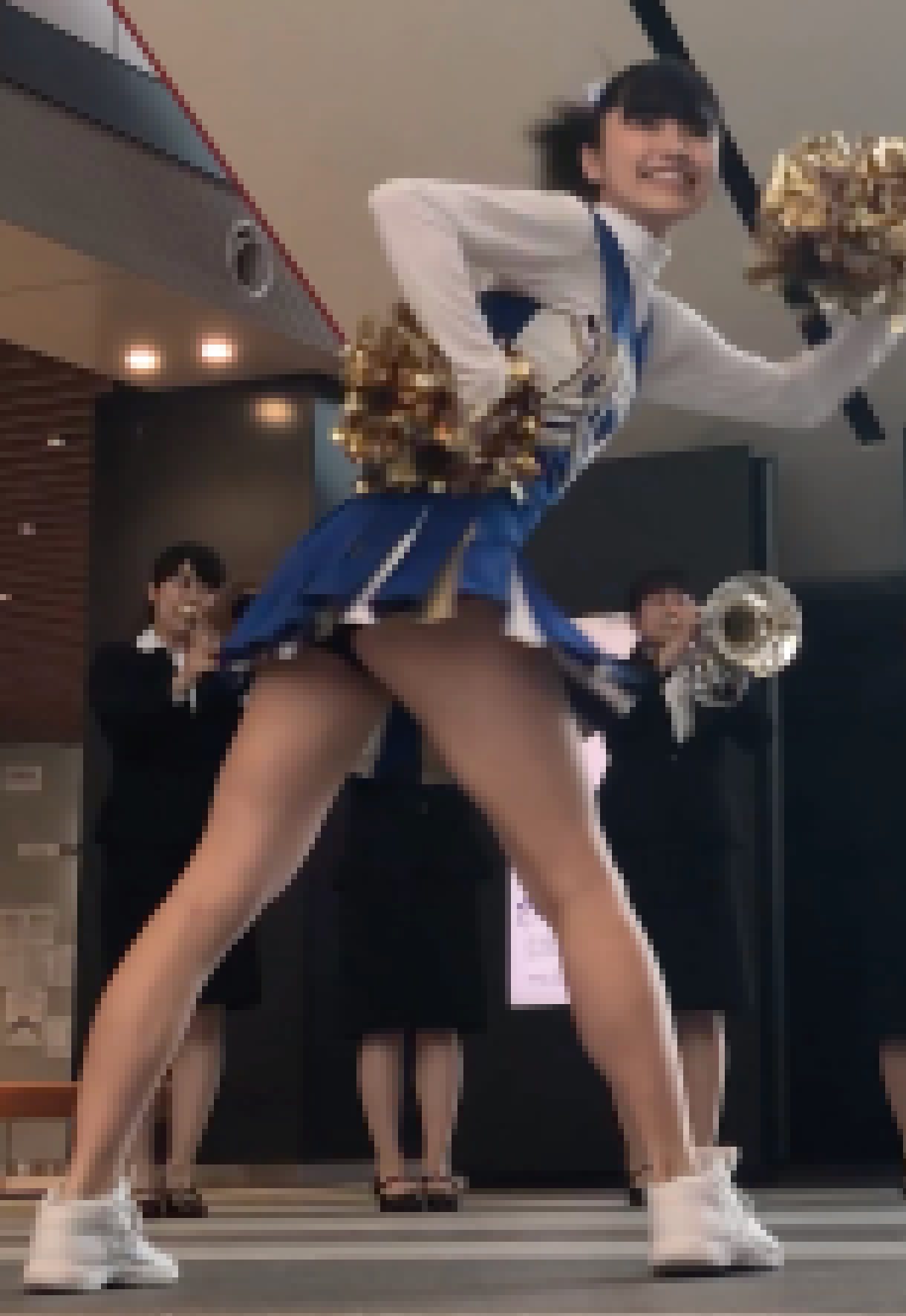 逆さ撮りチア 高校