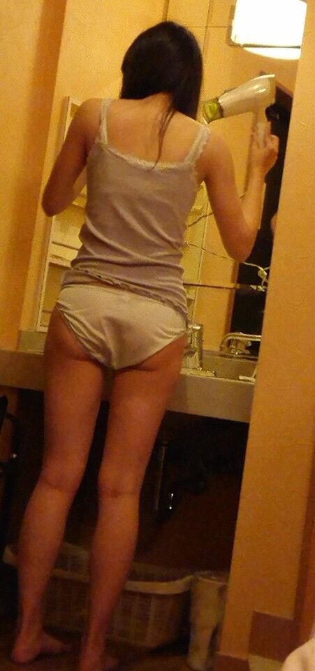 1DB6CC63-399C-4E2A-B275-1BB376287CAD