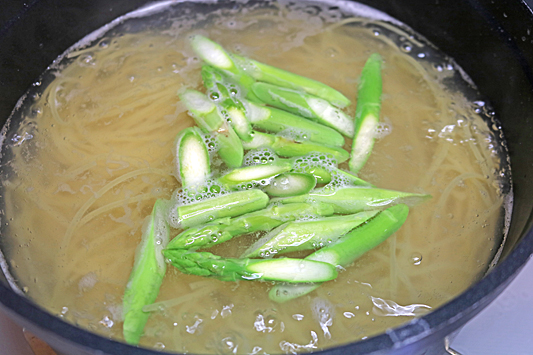 ドライトマトパスタ9511