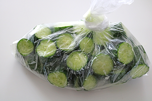 ピリ辛きゅうり5679