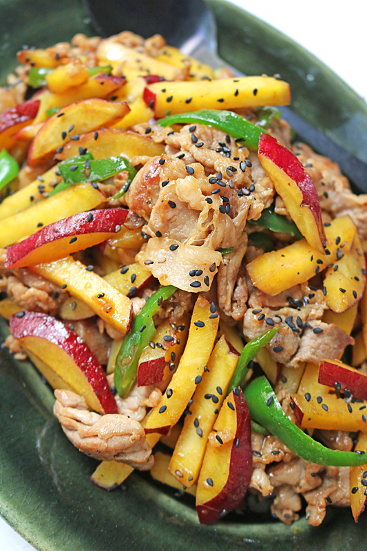 豚肉のさつまいも炒め7610