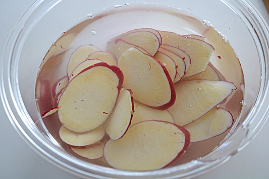 おさつチップ揚げない0850