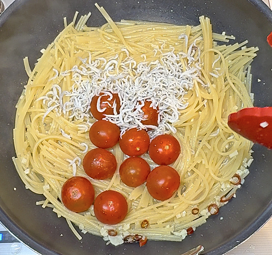 しらすとミニトマトパスタ8664