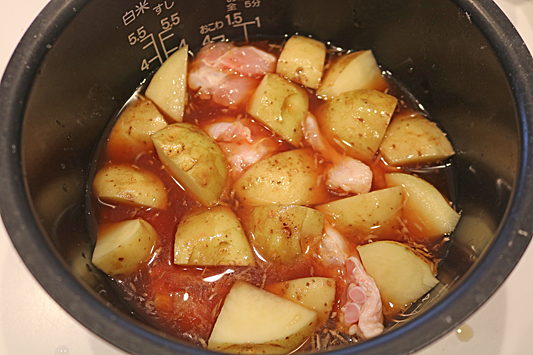 鶏手羽新じゃが8867