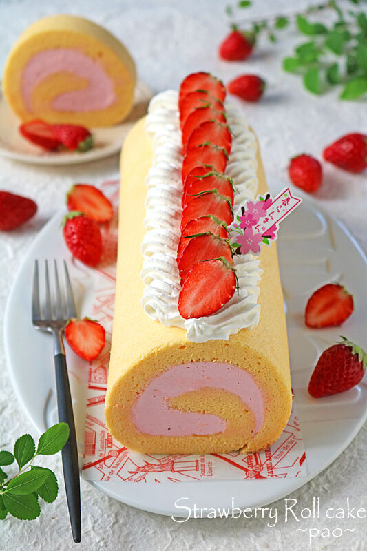 入学おめでとうの苺ミルクシフォンロールケーキ♪ : ぱおの簡単おうち 