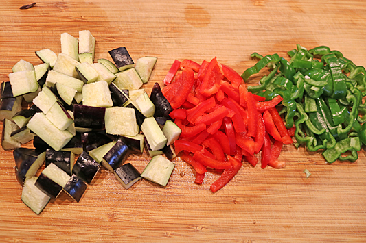 なすそぼろ丼8941