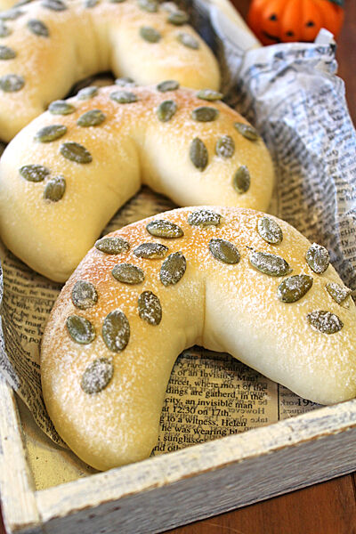 ソーセージクリームチーズ三日月ロールのレシピ