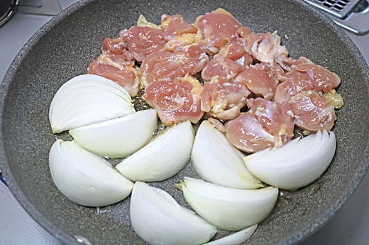 玉ねぎチキン77486