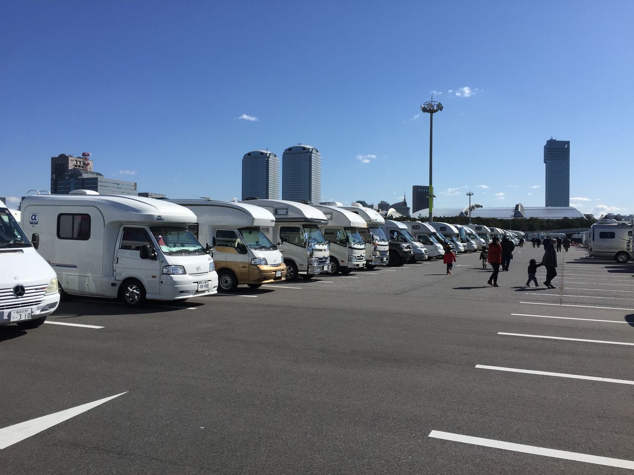 ジャパンキャンピングカーショー ２０１５ Zil Noble チョコファミリー日記