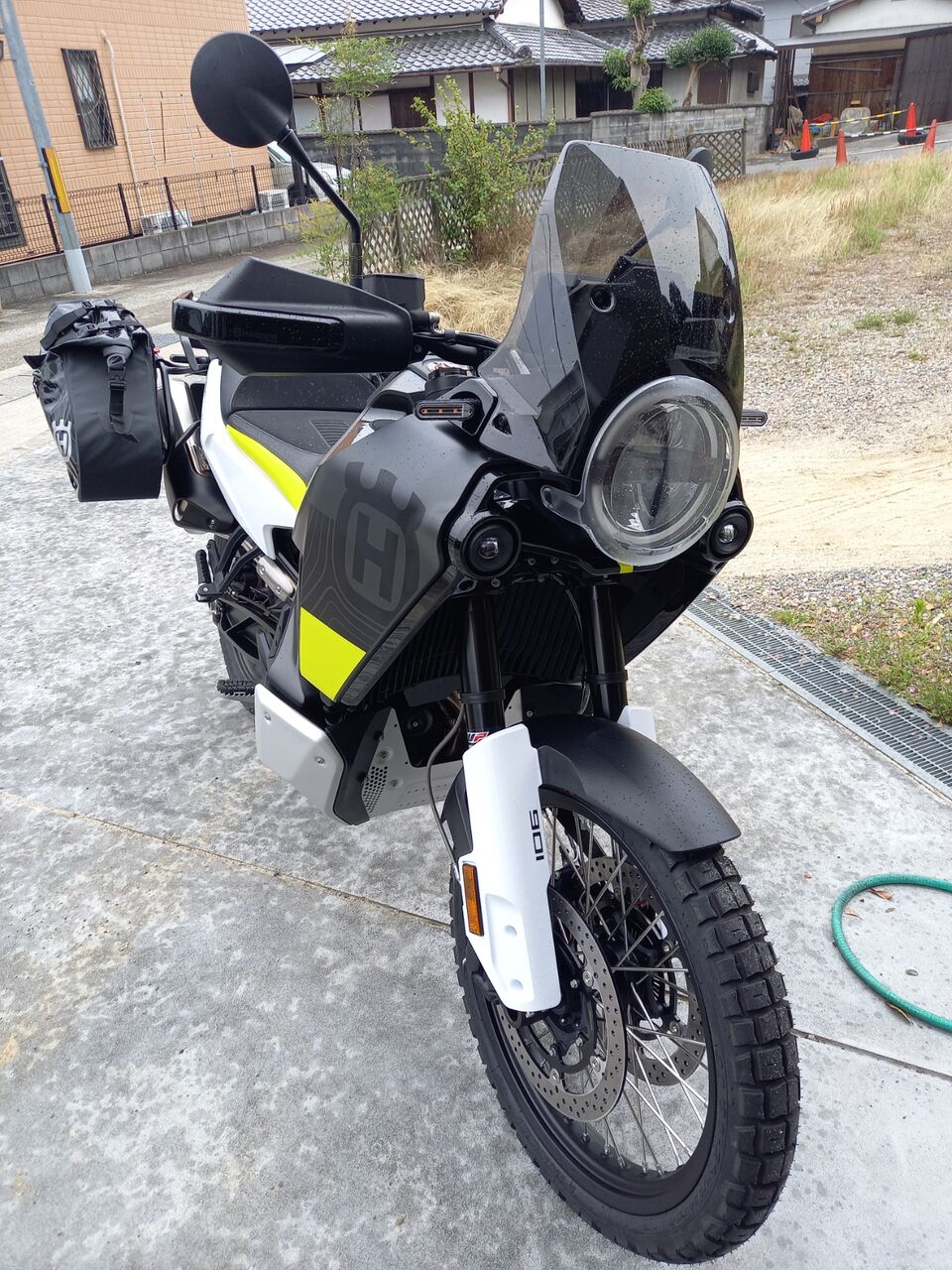 がったになります。 Husqvarna NORDEN901(ノーデン901)納車 : paparin88のblog