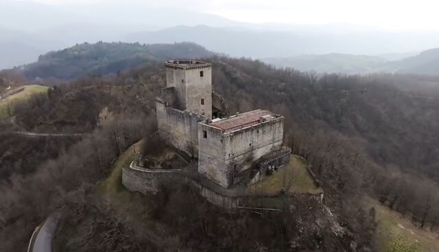 Castello di Oramala 13