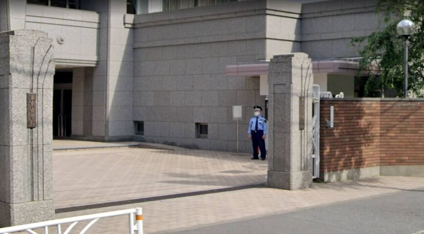 ドラマ 雑居時代 冬子の東京女学館ロケの人情 青い空に白い雲 ドラマ 雑居時代 冬子の東京女学館ロケの人情 青い空に白い雲