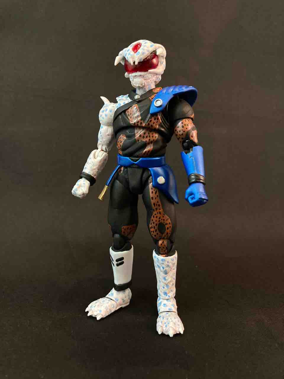 HGサイズ 仮面ライダーBLACK RX　ゲドリアン　改造 リペイント 完成品 ゲドリアン（フィギュアーツ 改造） : 特撮フィギュアの可動化改造日記