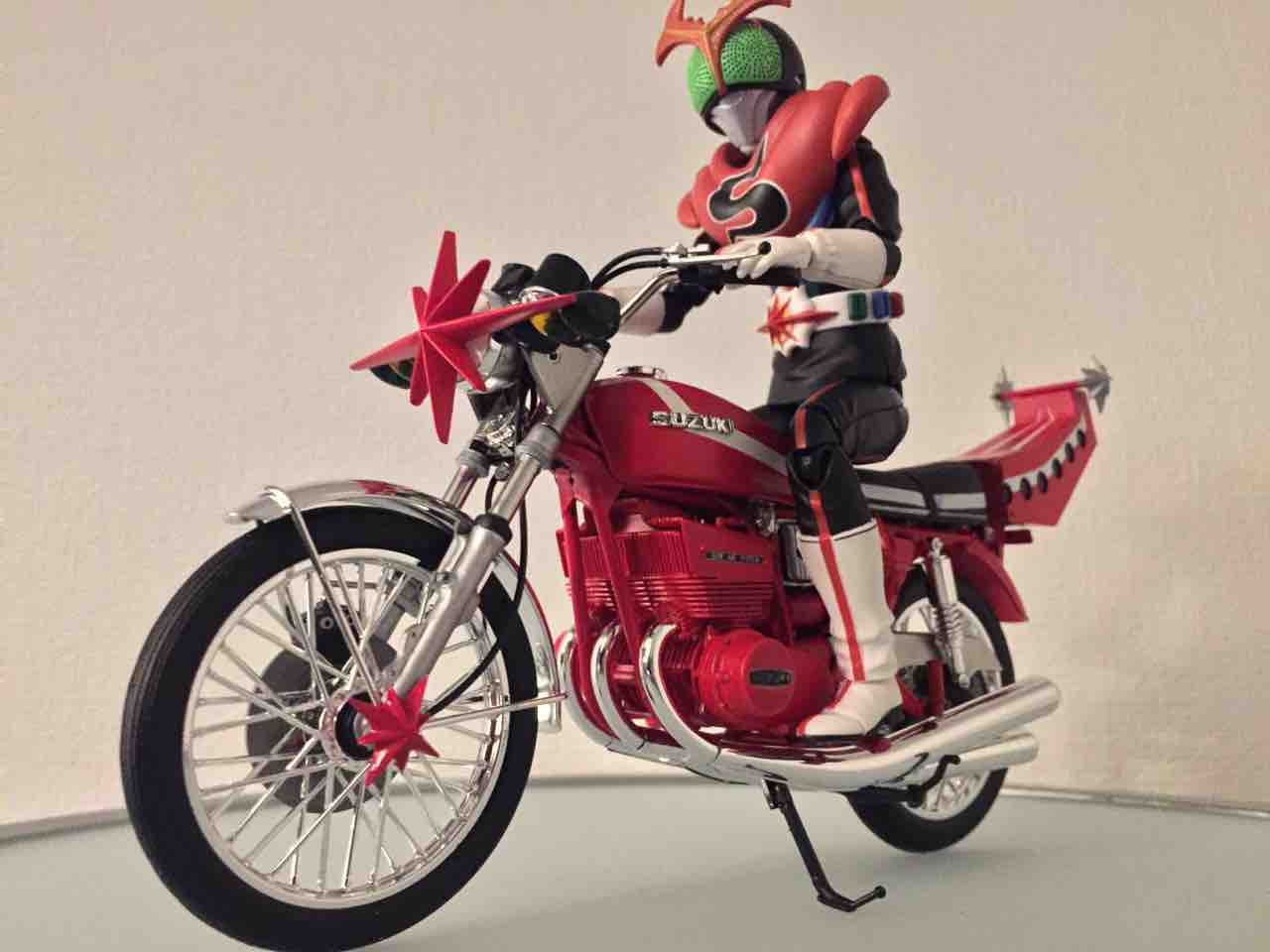 カブトロー（オンロード）フィギュアーツ用 完成編 : 特撮