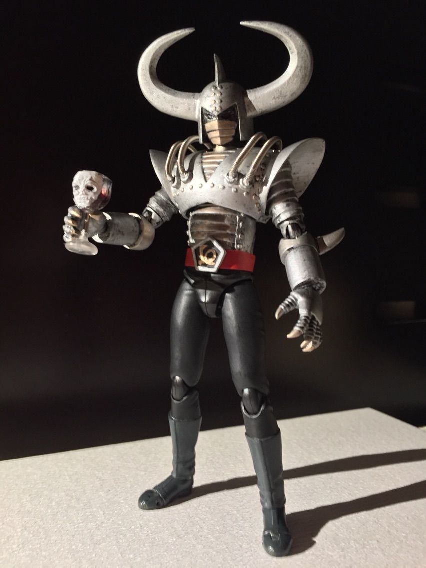 鋼鉄参謀（フィギュアーツ改造） : 特撮フィギュアの可動化改造日記