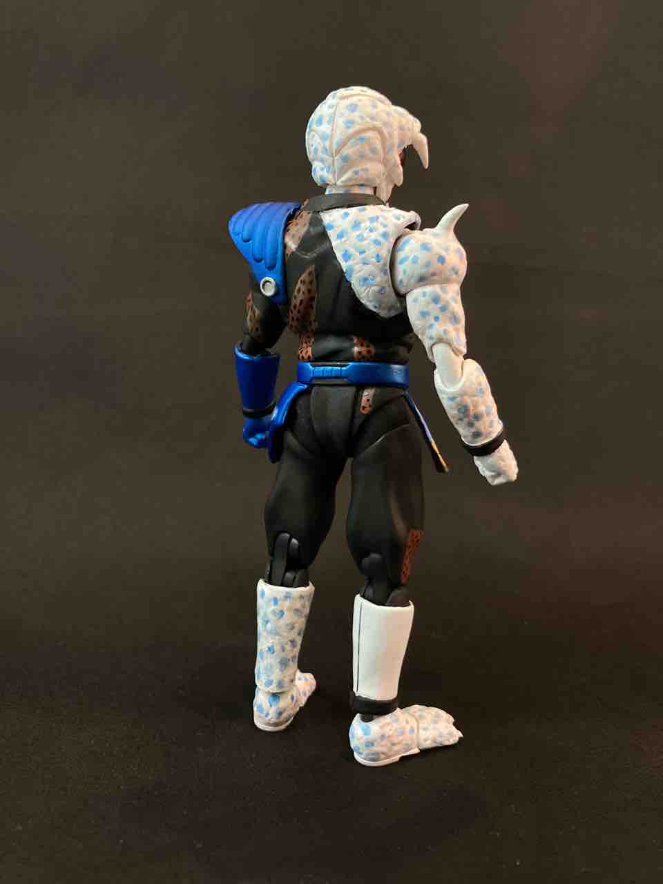 ゲドリアン（フィギュアーツ 改造） : 特撮フィギュアの可動化改造日記