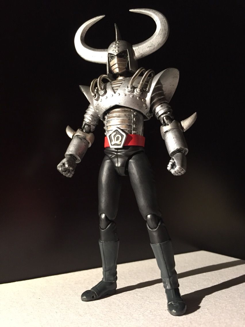 鋼鉄参謀（フィギュアーツ改造） : 特撮フィギュアの可動化改造日記