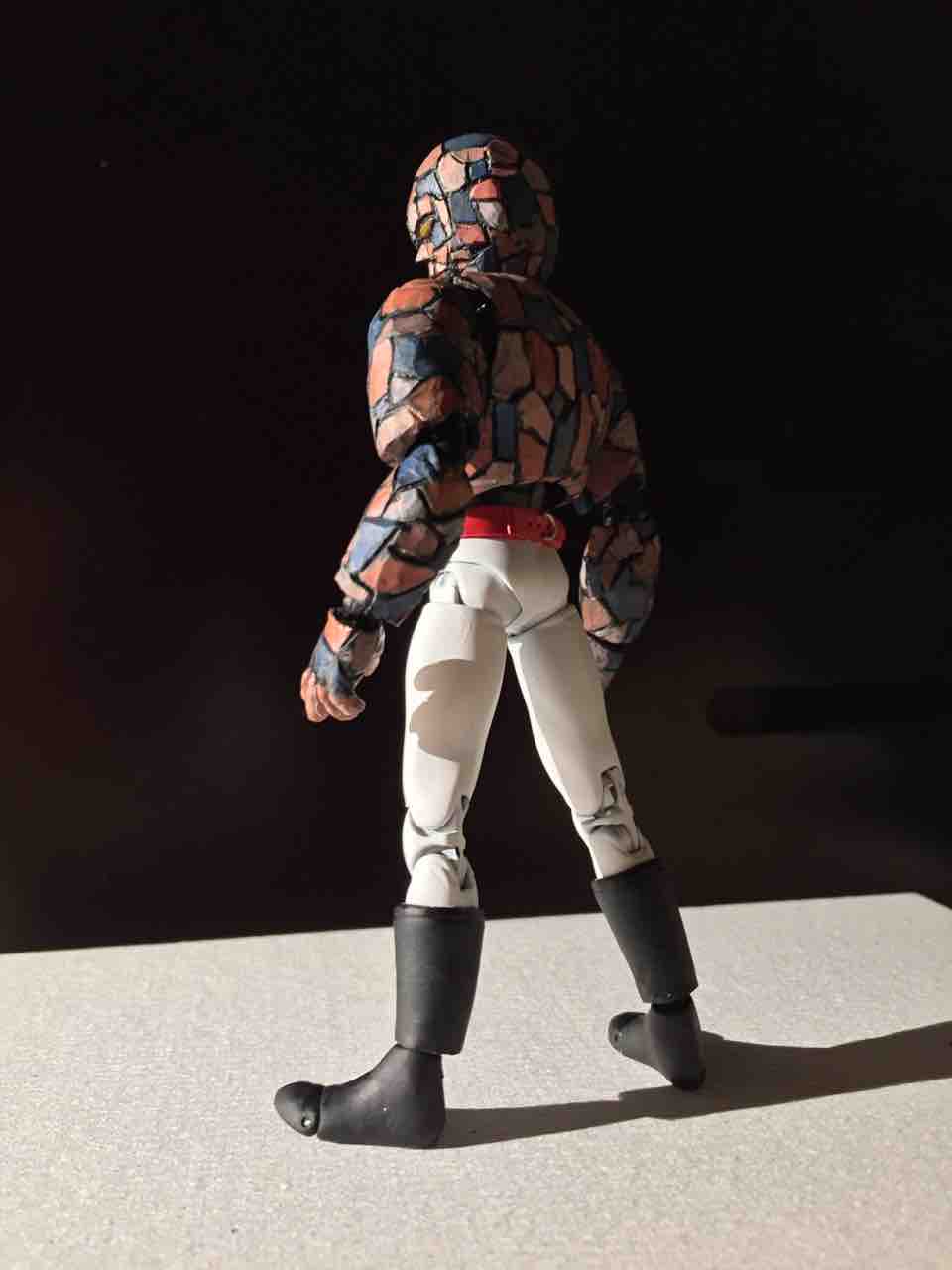 岩石男爵（フィギュアーツ改造） : 特撮フィギュアの可動化改造日記