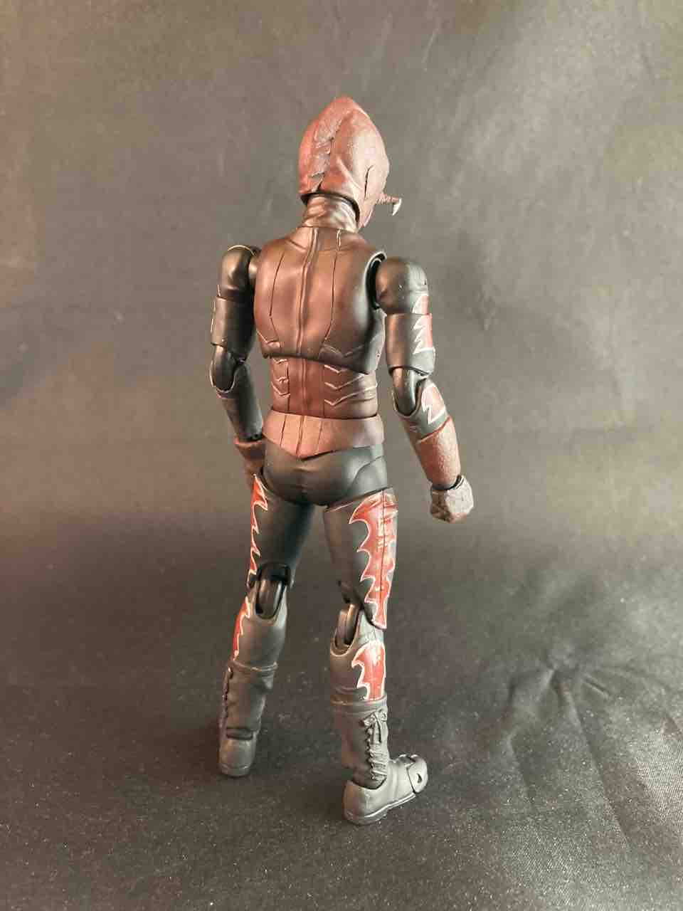 さそり男（フィギュアーツ改造） : 特撮フィギュアの可動化改造日記