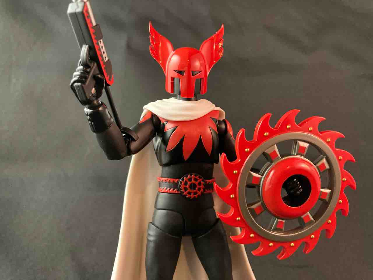 アポロガイスト（フィギュアーツ 改修） : 特撮フィギュアの可動