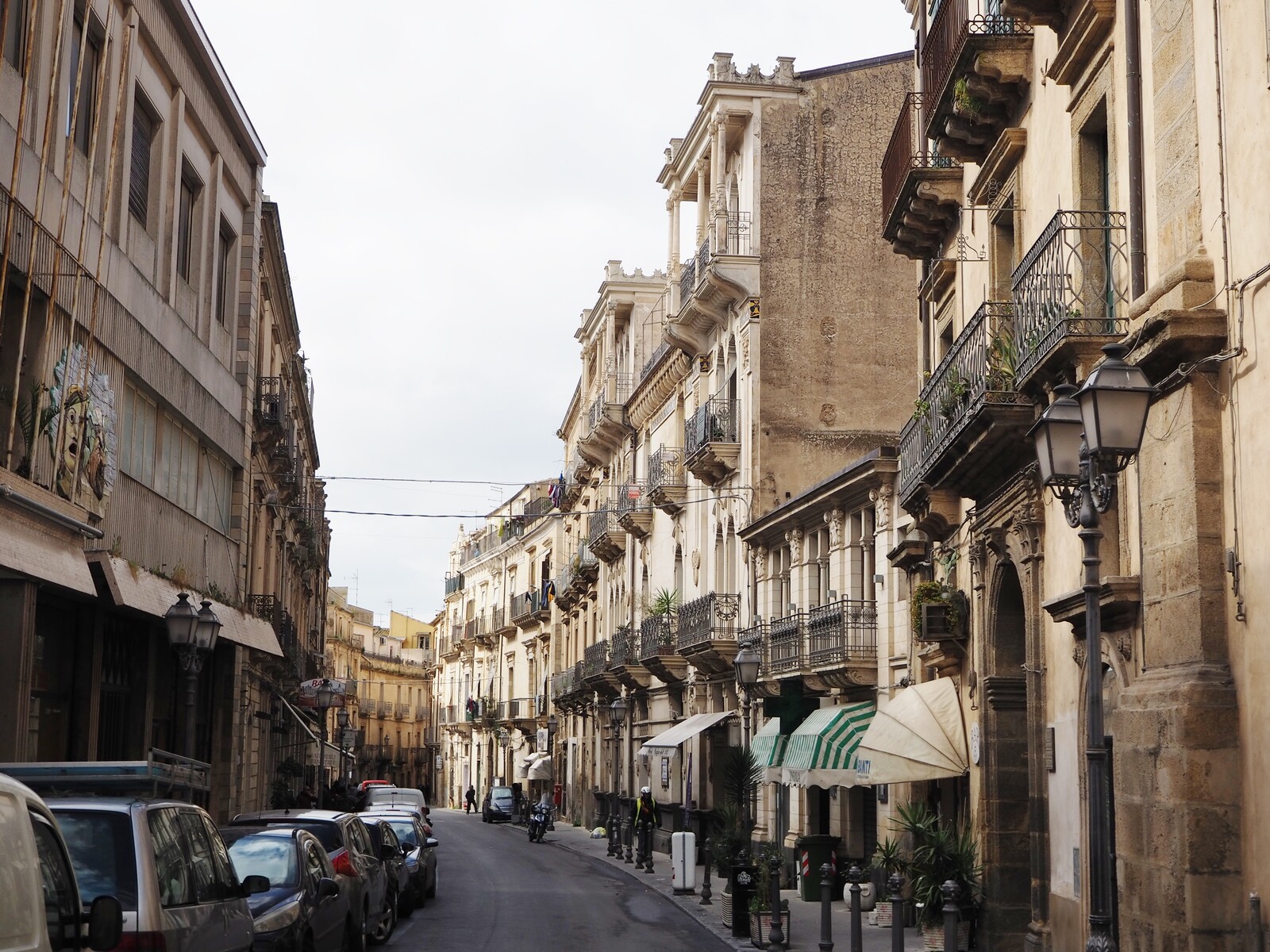 イタリア】 陶器の街カルタジローネで大階段をのぼる : BQ ～B-spot 