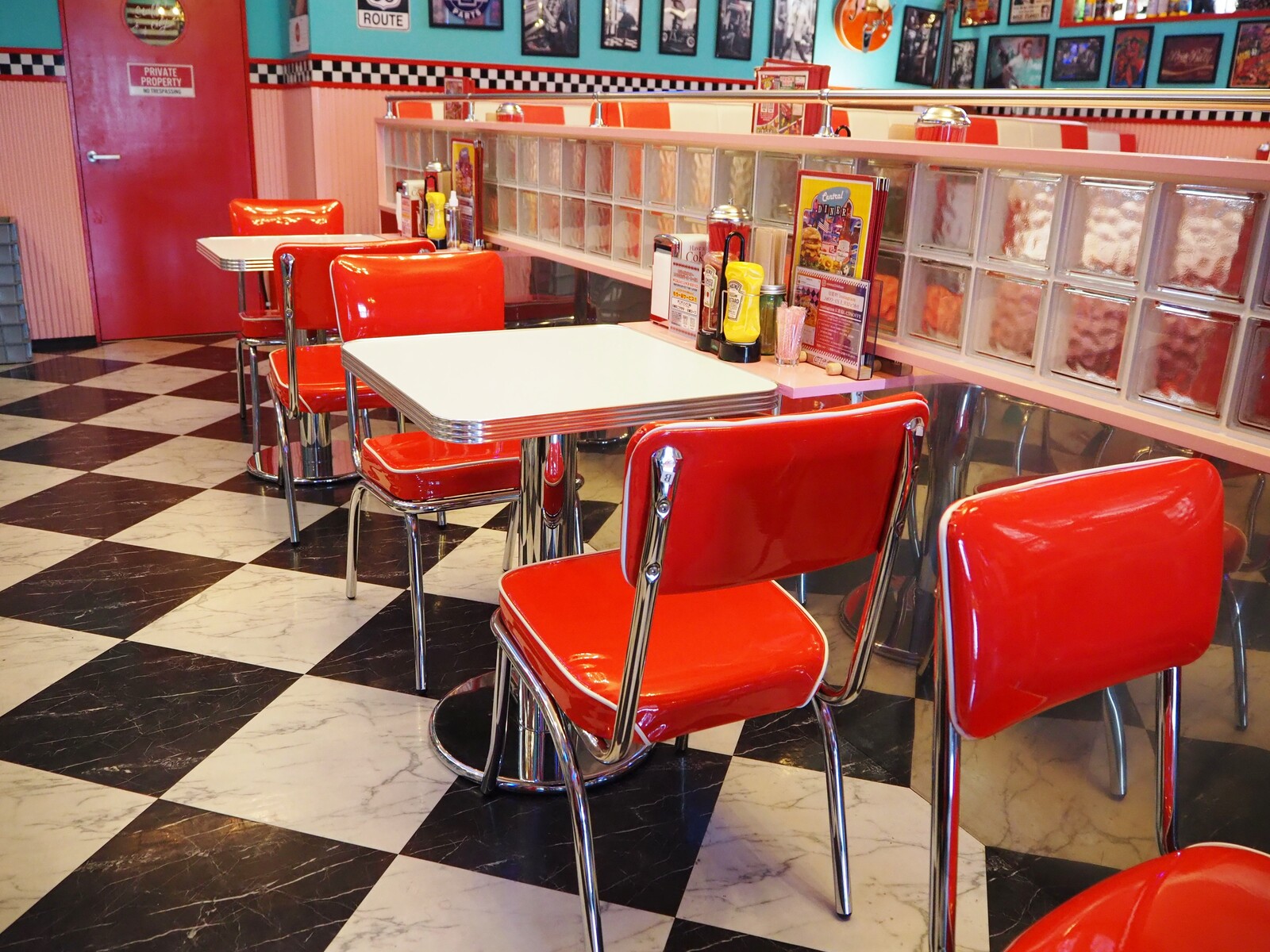 愛知 アメリカ気分で巨大バーガーをかぶりつく セントラルダイナー ｂｑ B Spot Explorer Powered By ライブドアブログ