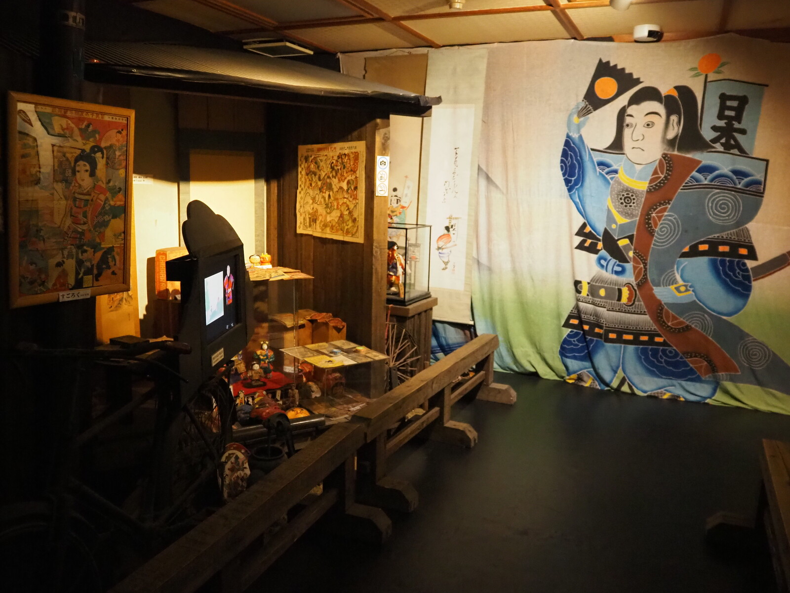 岡山】 驚きのからくりは必見！ 桃太郎のからくり博物館 : BQ ～B