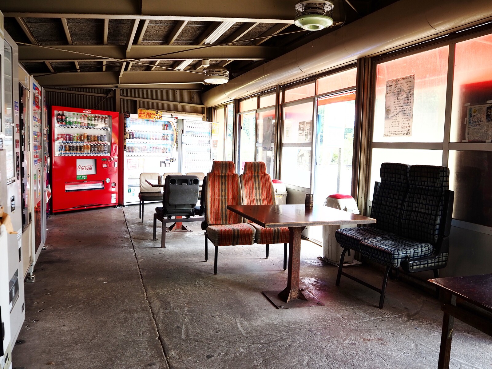 兵庫】 レトロ自販機あります！ コインスナックふじ : ＢＱ ～B-spot Explorer～ Powered by ライブドアブログ