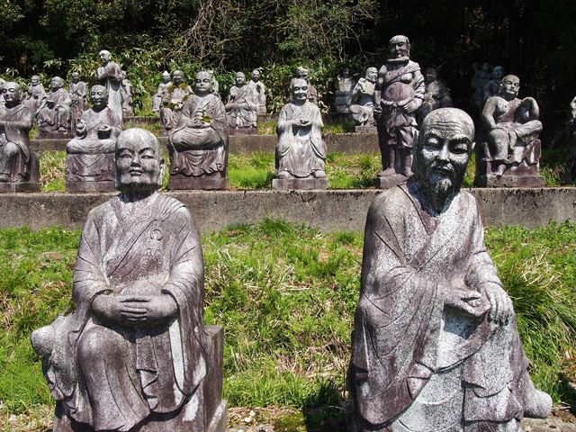 富山】 富山の誇る最強珍スポット おおざわの石仏の森 : BQ ～B-spot