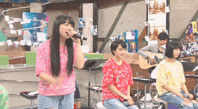 放送事故 生放送中にももクロ緑の有安杏果ちゃんが逃げ出す パニック障害か ぱぴこ速報